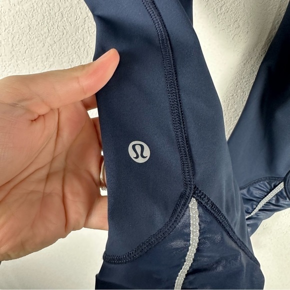 Lululemon Inkwell Blue Pace Queen Luxtreme Athletic Athleisure Tights Size 4 - Picture 4 of 7